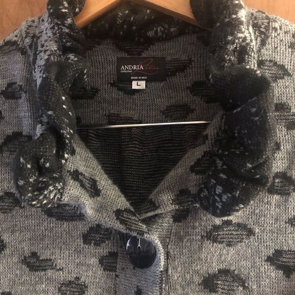 Andrea Lieu Collection Leopard Print Ruffle Collar Knit Sweater Jacket Size L - Picture 3 of 6